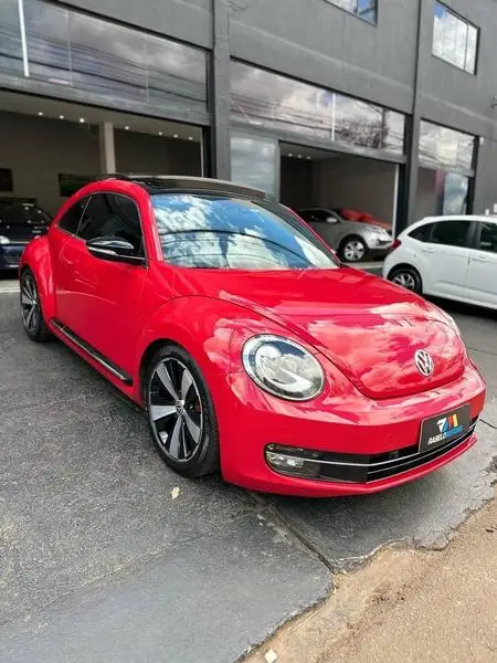 Carro Volkswagen Fusca 2013 2.0 R-Line TSI 16V Aut.