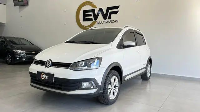 Carro Volkswagen CrossFox 2017 1.6 16v MSI (Flex)