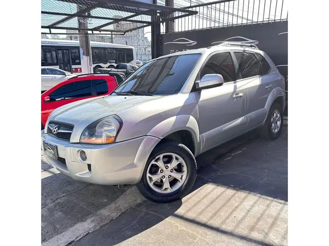 Carro Hyundai Tucson 2011 GL 2.0 16V
