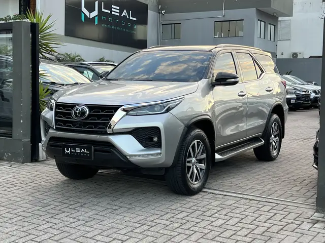 Carro Toyota SW4 2020 2.8 TDI SRX 5L 4x4 (Aut)