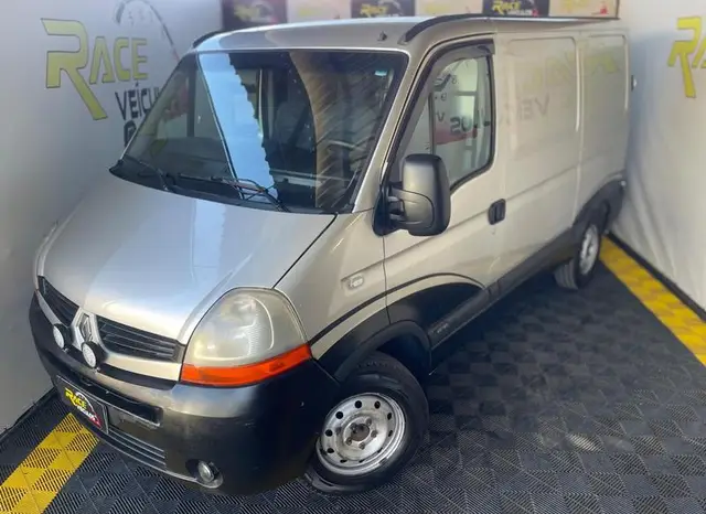 Carro Renault Master 2010 2.5 dCi Escolar 115cv 16/19L (Dies)