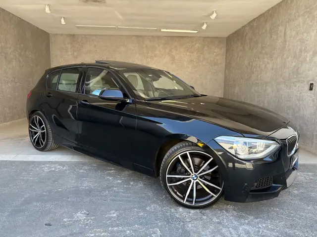 Carro BMW 125i 2014 125i M Sport