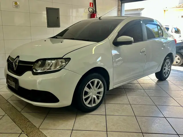Carro Renault Logan 2015 Expression 1.0 16V (flex)