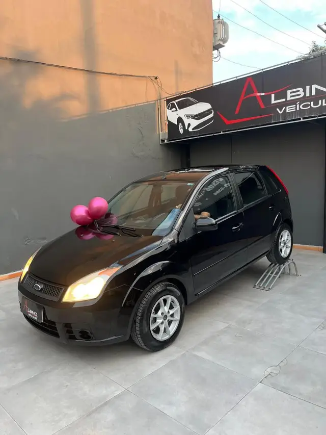 Carro Ford Fiesta Hatch 2008 Class 1.6 (Flex)
