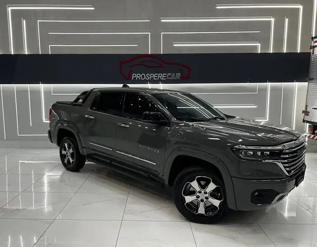 Carro RAM Rampage 2024 Laramie 2.0 Turbo