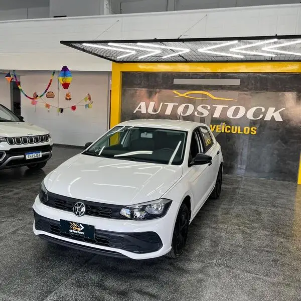 Volkswagen Polo Track 1.0 Flex 12V 5p