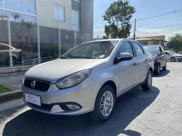 Carro Fiat Grand Siena 2017 Essence 1.6 16V (Flex)