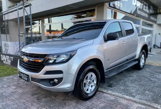 Carro Chevrolet S10 Cabine Dupla 2020 S10 2.5 ECOTEC SIDI Advantage 4x2 (Cabine Dupla)