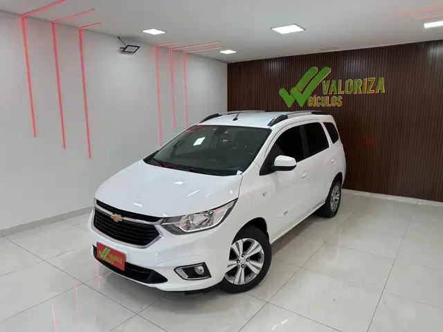 Carro Chevrolet Spin 2023 Premier 1.8 (Aut.)