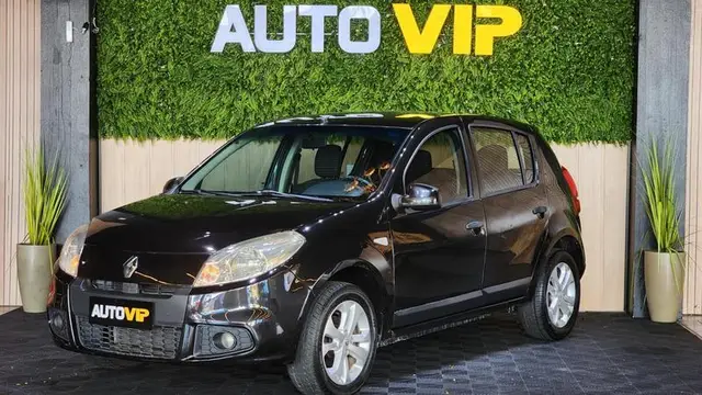 Carro Renault Sandero 2013 Authentique 1.0 16V (flex)