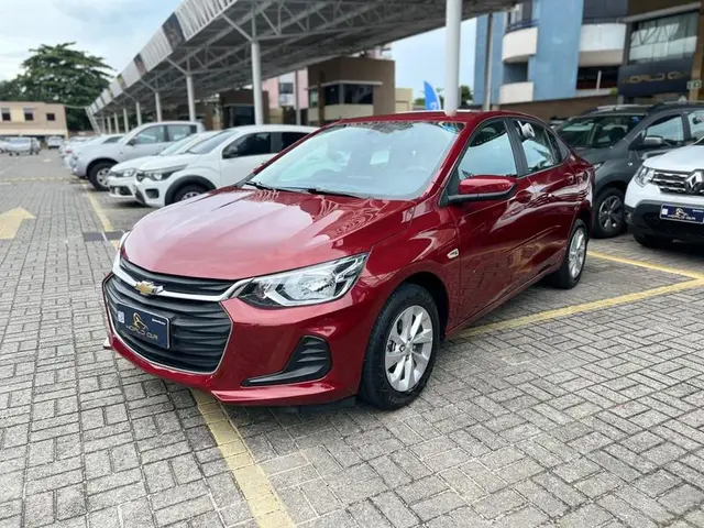 Carro Chevrolet Onix Plus 2023 LT 1.0