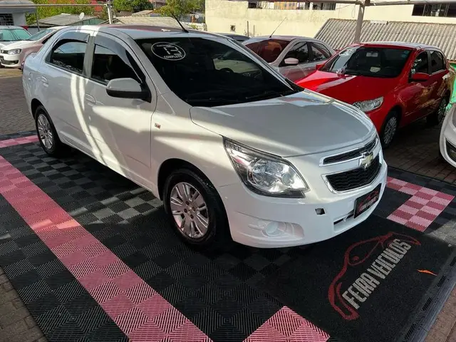 Carro Chevrolet Cobalt 2013 LT 1.8 8V (Flex)