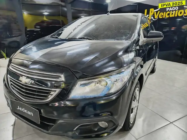 Carro Chevrolet Prisma 2014 1.4 LT SPE/4 (Aut)