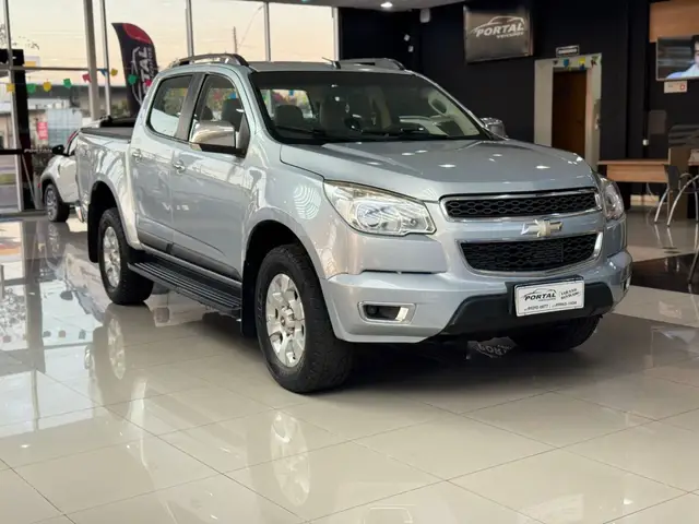 Carro Chevrolet S10 Cabine Dupla 2013 S10 2.8 CTDI LTZ 4WD (Cabine Dupla) (Aut)
