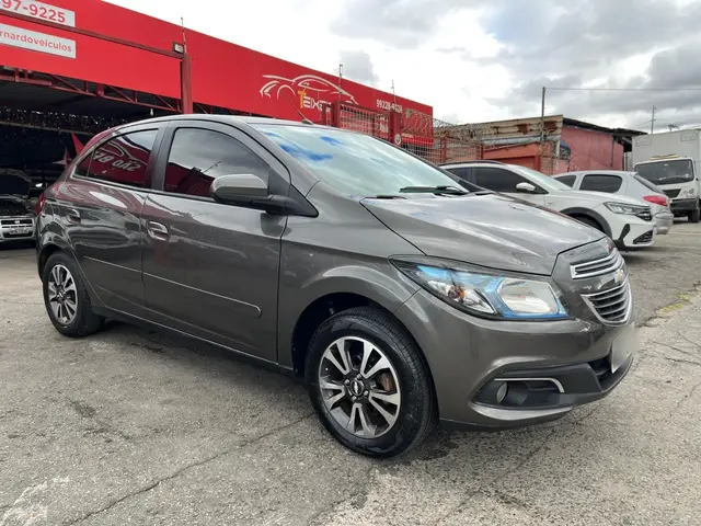 Carro Chevrolet Onix 2015 1.4 LTZ SPE/4