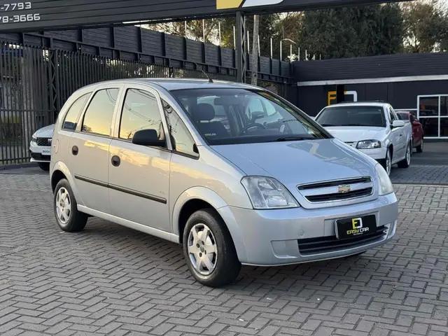 Carro Chevrolet Meriva 2011 Joy 1.4 (Flex)