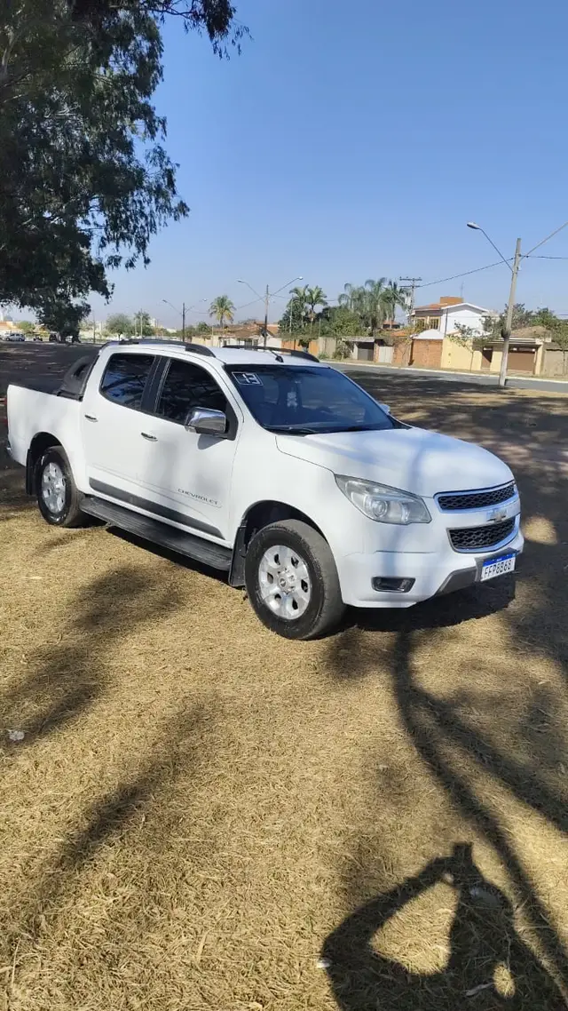 Carro Chevrolet S10 Cabine Dupla 2013 S10 LTZ 2.4 4x2 (Cab Dupla) (Flex)