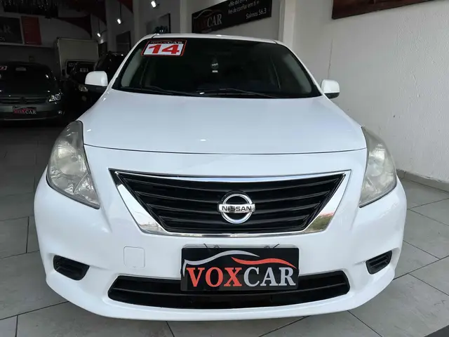 Carro Nissan Versa 2014 1.6 16V SV (Flex)