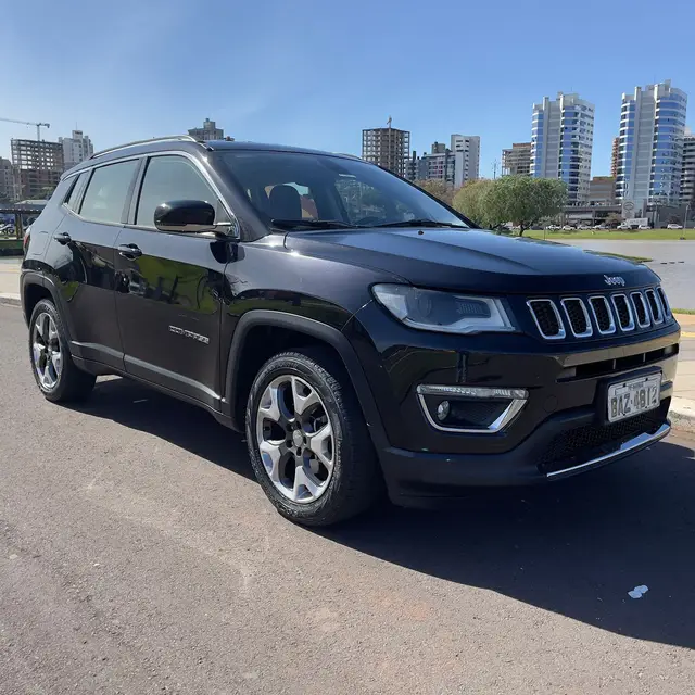 Carro Jeep Compass 2017 2.0 Limited (Aut) (Flex)
