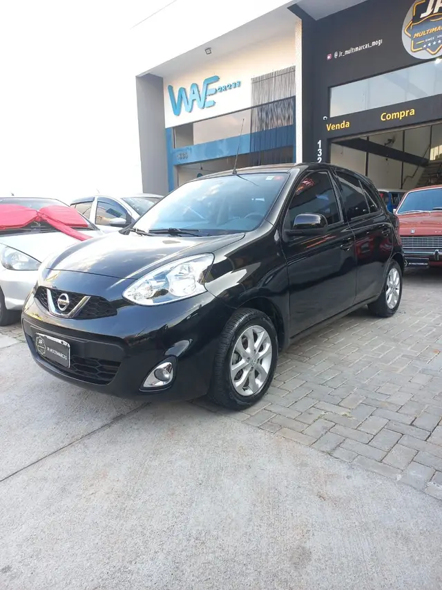 Carro Nissan March 2017 1.6 16V SV (Flex)