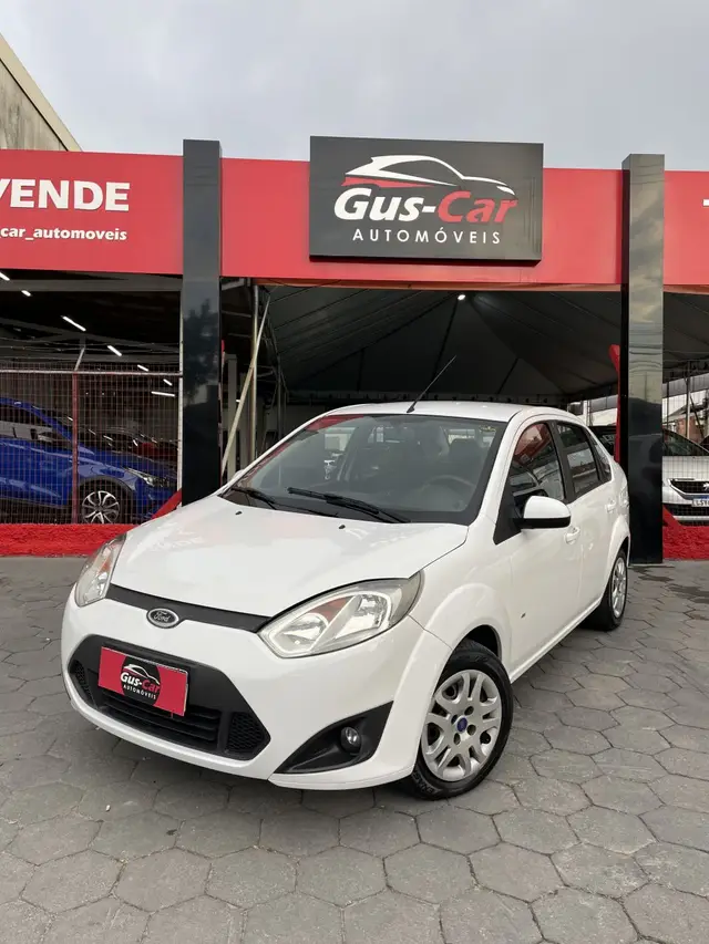 Carro Ford Fiesta Sedan 2014 SE 1.6 Rocam (Flex)