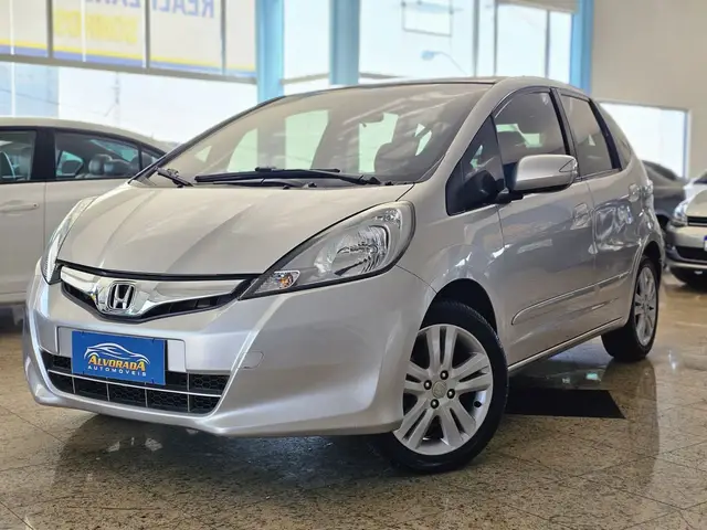 Carro Honda Fit 2014 EX/ S 1.5/ EX 1.5 Flex (Mec.)