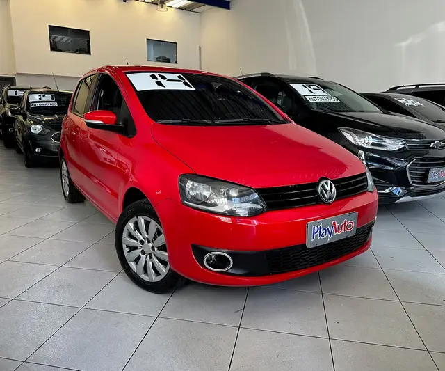 Carro Volkswagen Fox 2014 1.0 TEC (Flex) 4p