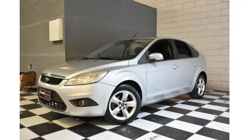 Ford GLX 1.6 16V (Flex)