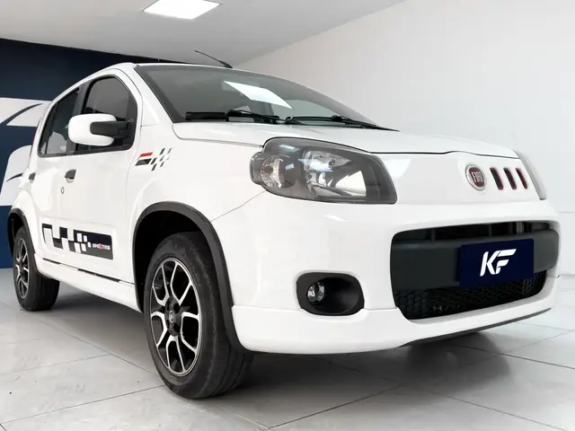 Carro Fiat Uno 2012 Sporting 1.4 8V (Flex) 4p
