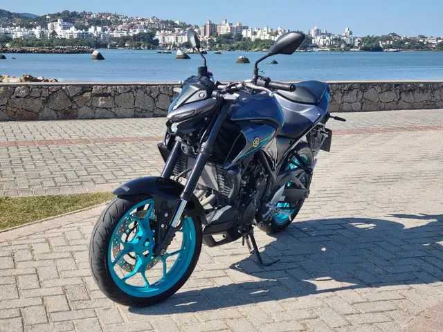 Moto Yamaha MT-03 2025 ABS
