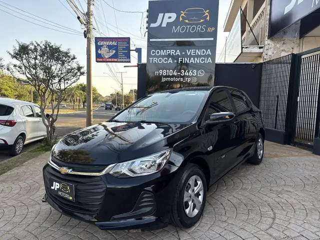 Carro Chevrolet Onix 2021 1.0 (Flex)