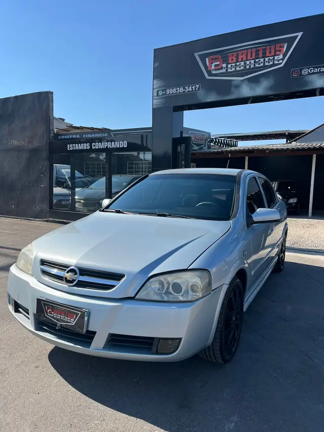 Carro Chevrolet Astra Sedan 2011 Advantage 2.0 (Flex)