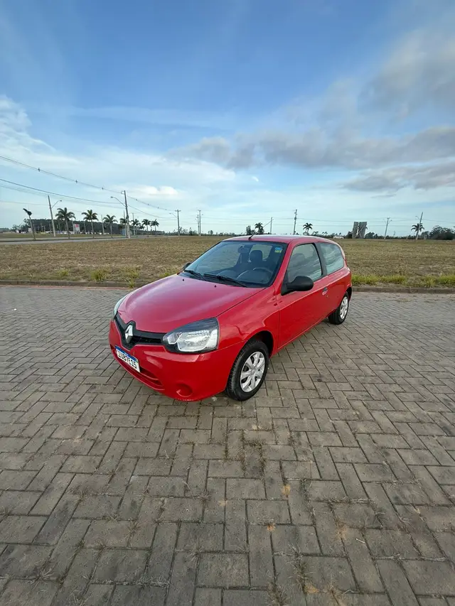 Carro Renault Clio 2013 Authentique 1.0 16V (Flex) 2p