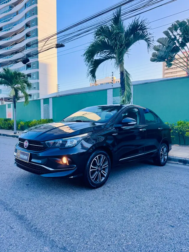 Carro Fiat Cronos 2019 1.8 Precision E.Torq AT6 (Flex)