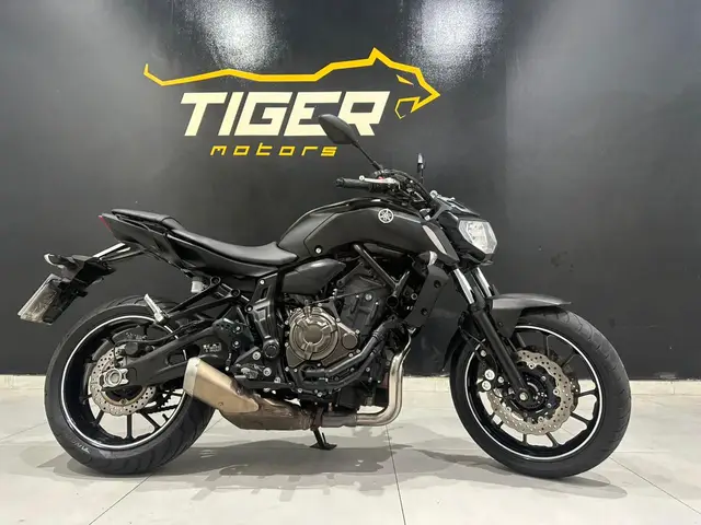 Moto Yamaha MT-07 2021 ABS