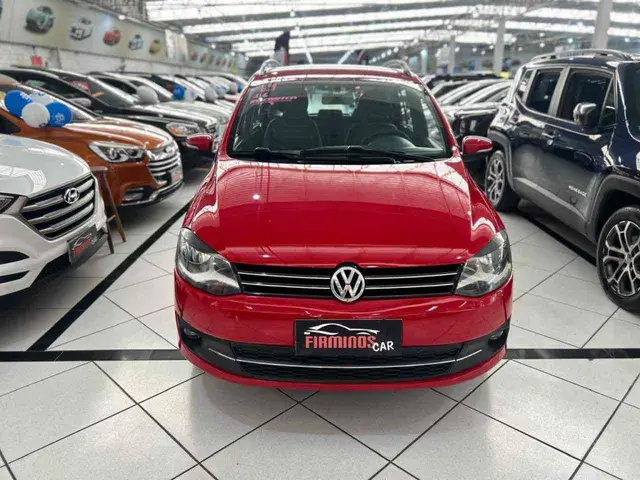 Carro Volkswagen SpaceFox 2014 1.6 8V Trend I-Motion (Flex)