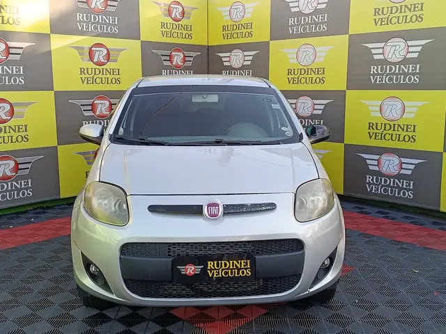 Carro Fiat Palio 2013 Attractive 1.0 Evo (Flex)