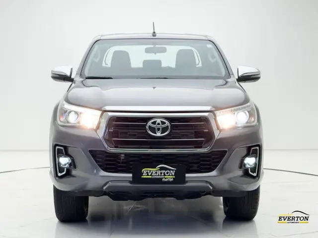 Carro Toyota Hilux Cabine Dupla 2018 Hilux 2.8 TDI SRX CD 4x4 (Aut)