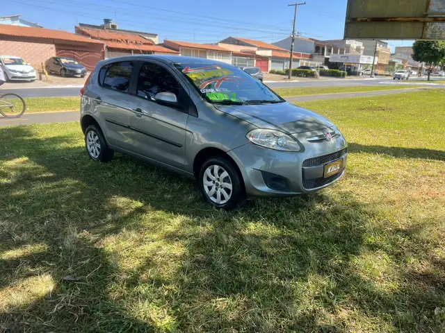 Carro Fiat Palio 2017 Attractive 1.0 Evo (Flex)