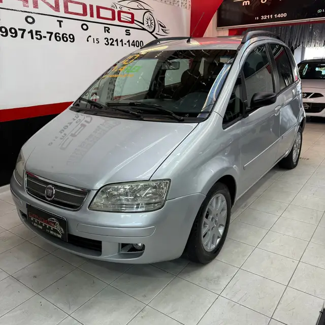 Carro Fiat Idea 2010 ELX 1.4 (Flex)