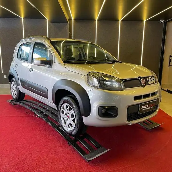 Carro Fiat Uno 2015 Way 1.0 8V (Flex) 4p