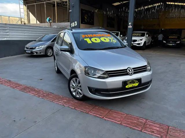 Carro Volkswagen SpaceFox 2012 Sportline 1.6 8V (Flex)