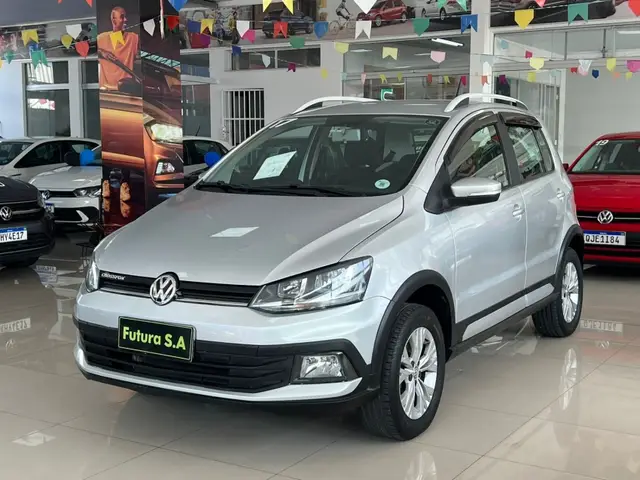 Carro Volkswagen CrossFox 2017 1.6 16v MSI I-Motion (Flex)