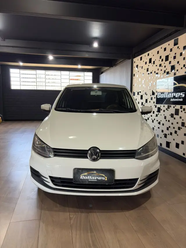 Carro Volkswagen Fox 2017 1.0 MPI Trendline (Flex)