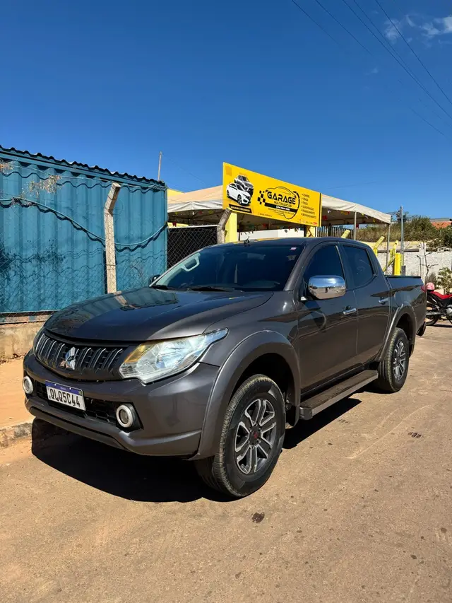 Carro Mitsubishi L200 Triton Sport 2019 Sport 2.4 DID-H HPE 4WD (Aut)