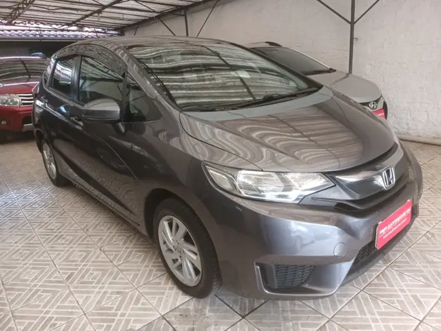 Carro Honda Fit 2015 1.5 16v LX CVT (Flex)