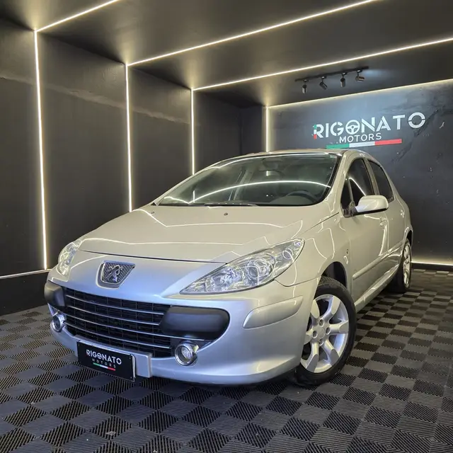 Carro Peugeot 307 2010 Hatch. Presence 1.6 16V (flex)