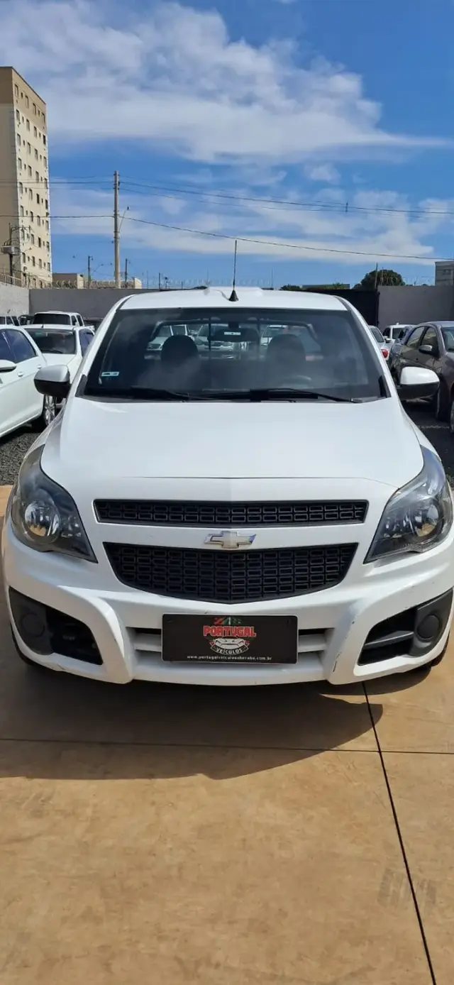 Carro Chevrolet Montana 2018 LS 1.4 (Flex)