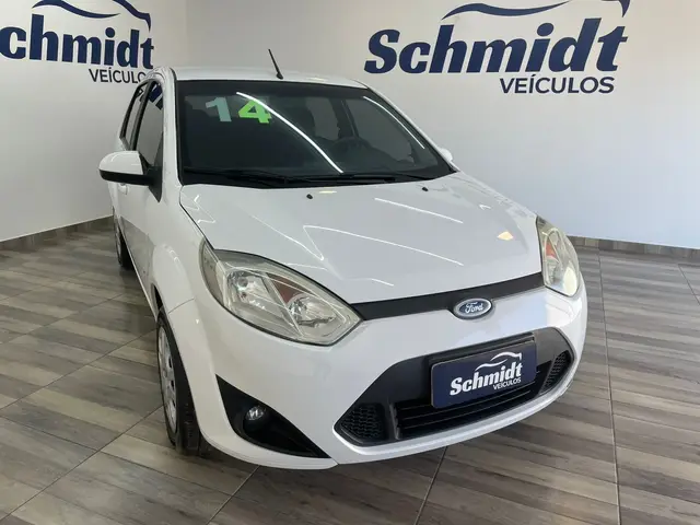 Carro Ford Fiesta Sedan 2014 SE Plus 1.6 RoCam (Flex)