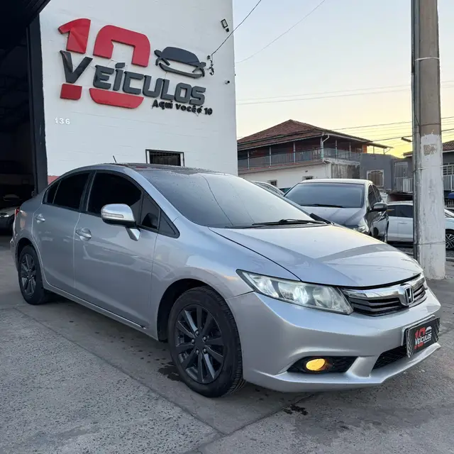 Carro Honda Civic 2014 New  LXR 2.0 i-VTEC (Aut) (Flex)